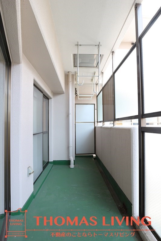 バルコニー　※写真を準備中のため、同物件の別室写真をご参照下さい。