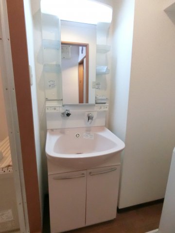 洗面設備　詳細は、RISUMO江坂本店→06-6155-7137まで♪