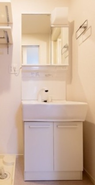 洗面設備　同仕様