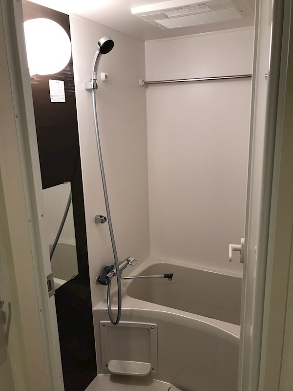 バス・シャワールーム　バス