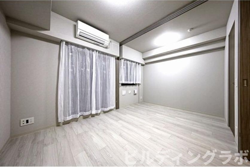 居室・リビング　別号室参考画像です。