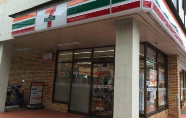 コンビニ　セブンイレブン大田区大森中3丁目店（コンビニ）まで406m