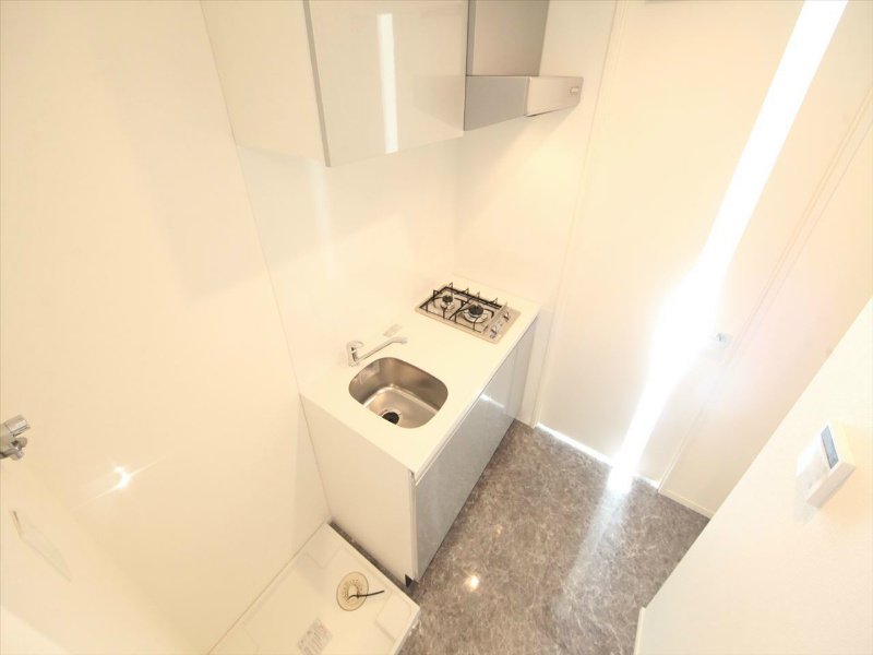 キッチン　システムキッチン（ガス2口コンロ付）