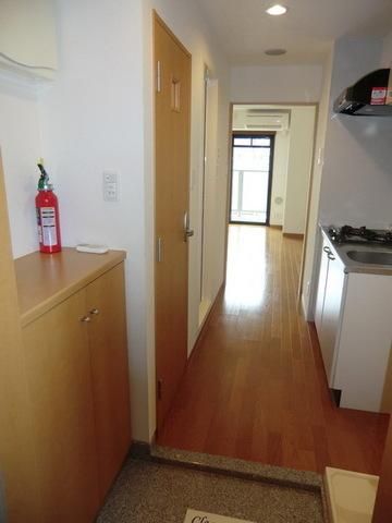 玄関　シューズボックス完備