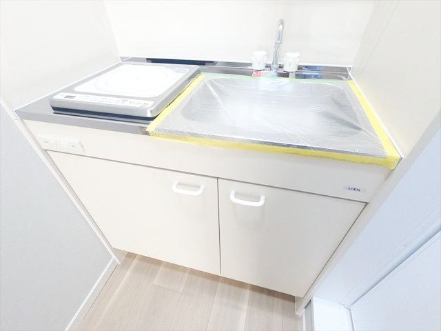 キッチン　IHコンロ付き、交換済みの綺麗なキッチン