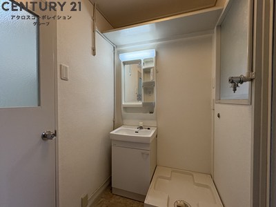 洗面設備　独立洗面台付き♪