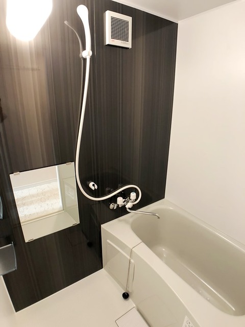 バス・シャワールーム　別部屋同仕様