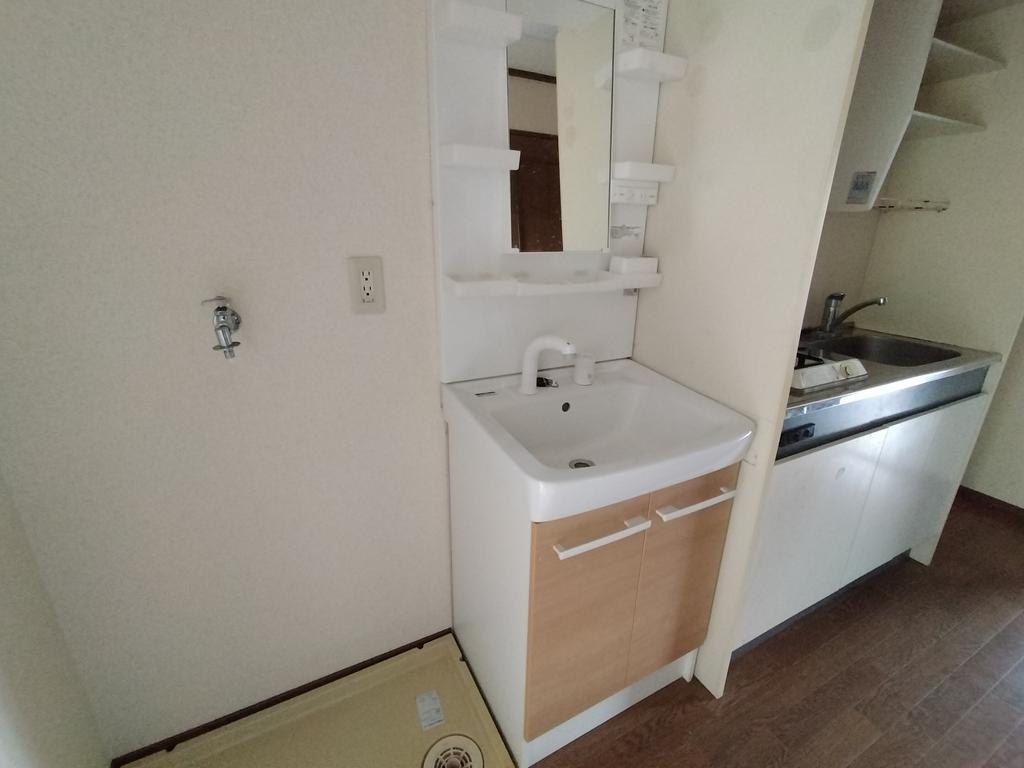 洗面設備　同仕様写真