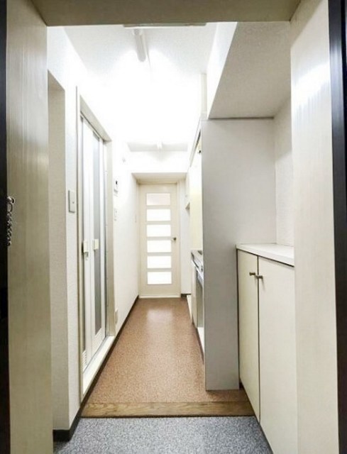 玄関　別部屋同仕様タイプ