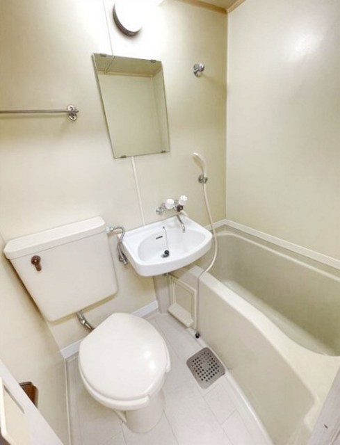 バス・シャワールーム　別部屋同仕様タイプ