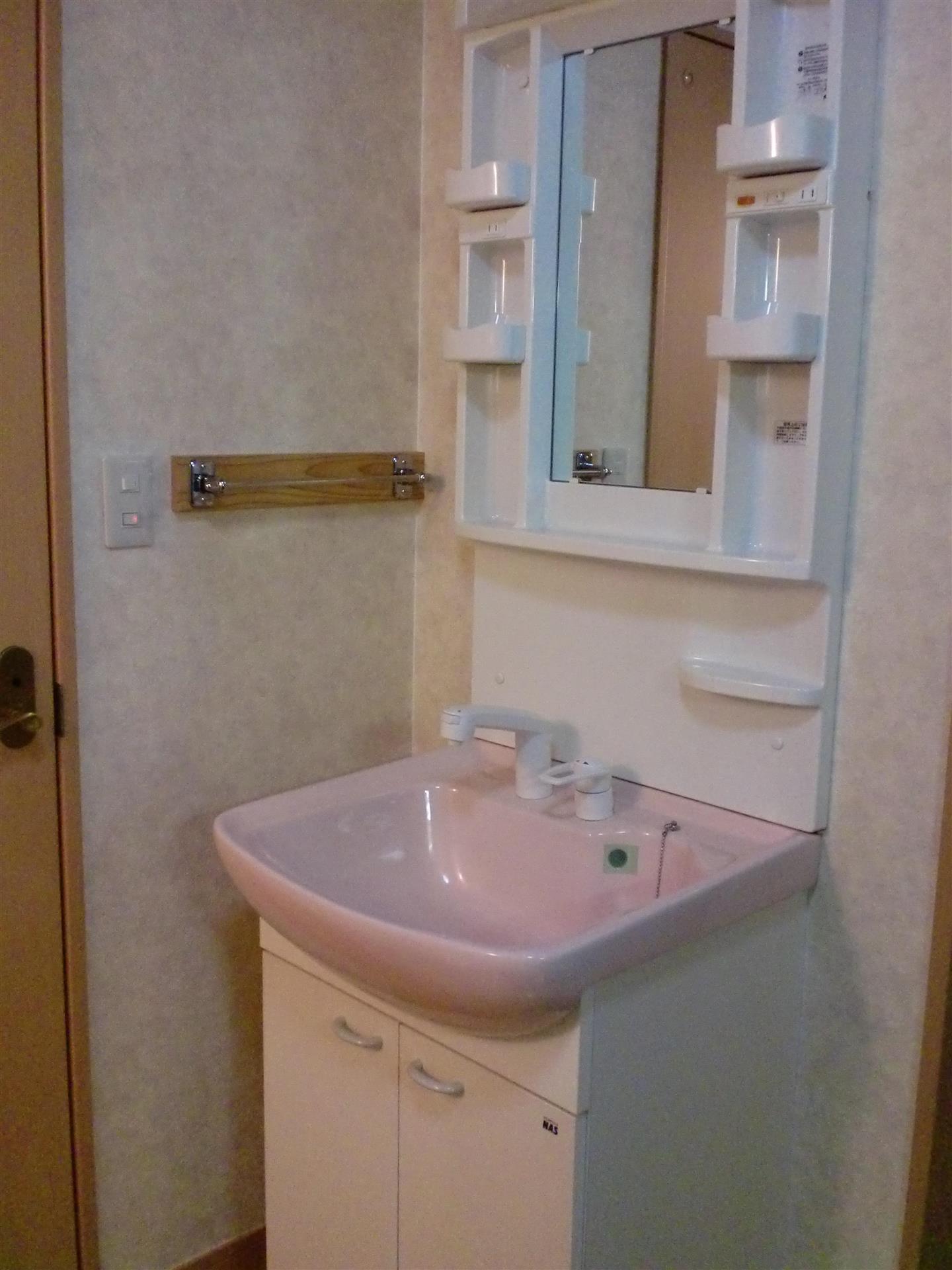 洗面設備　独立洗面化粧台！