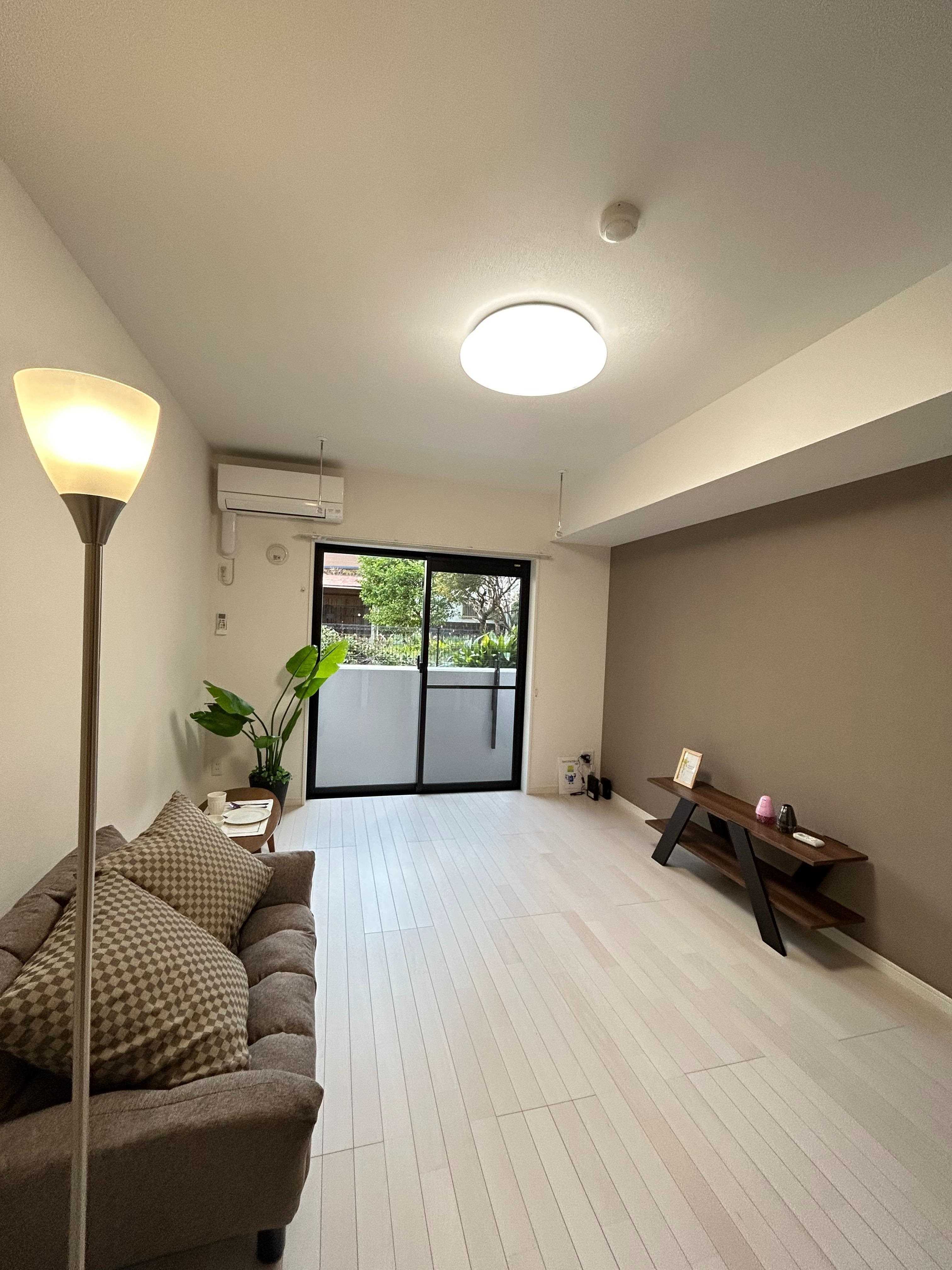 居室・リビング　家具家電は、設置イメージです