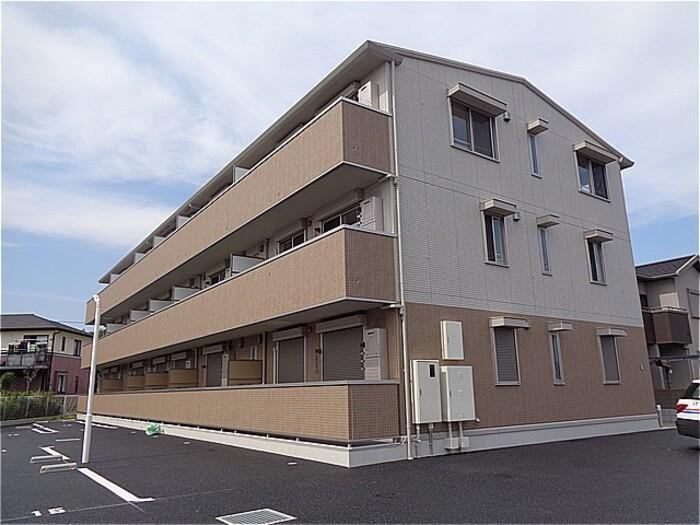 建物外観　建設中