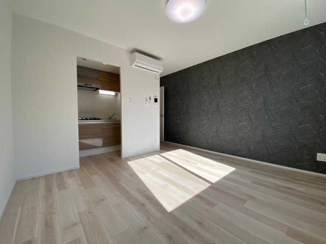 居室・リビング　ゆったり過ごせる居間です