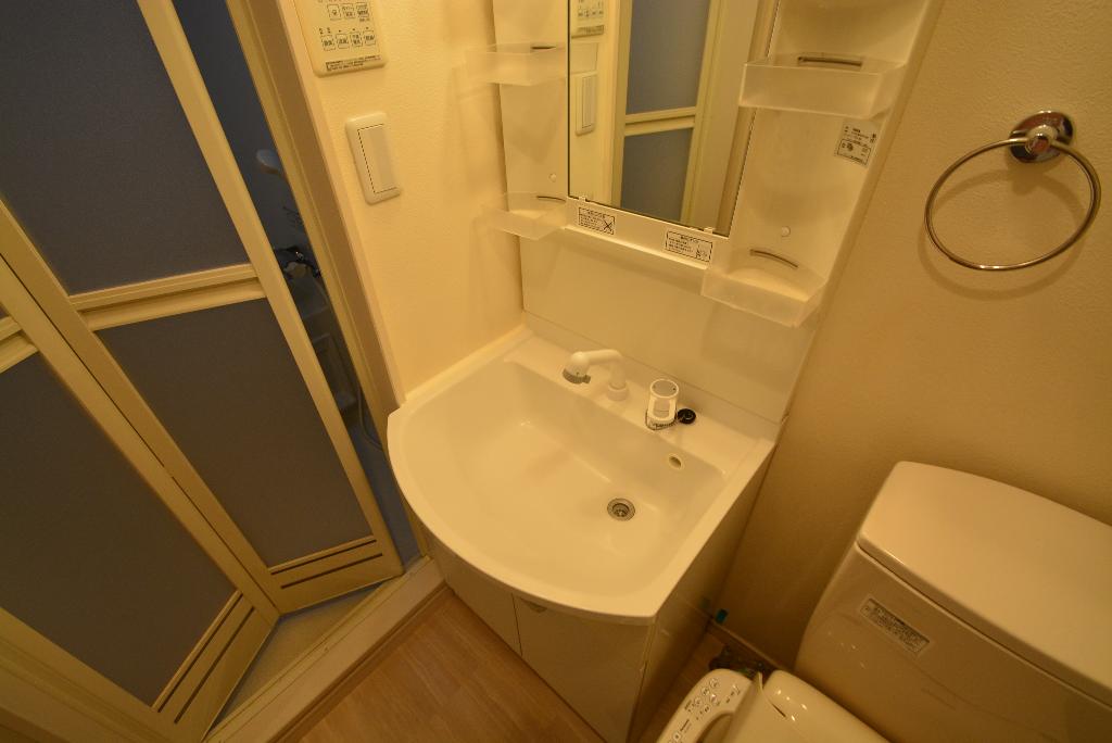 洗面設備　洗髪洗面化粧台