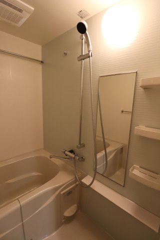 バス・シャワールーム　日々の疲れを癒すお風呂付です