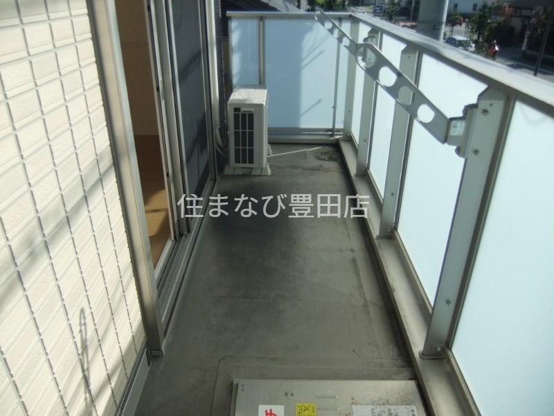 バルコニー　同型別部屋写真