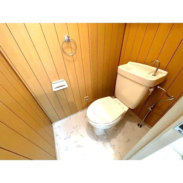 トイレ　WC