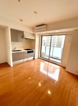 居室・リビング　☆明るい居室☆