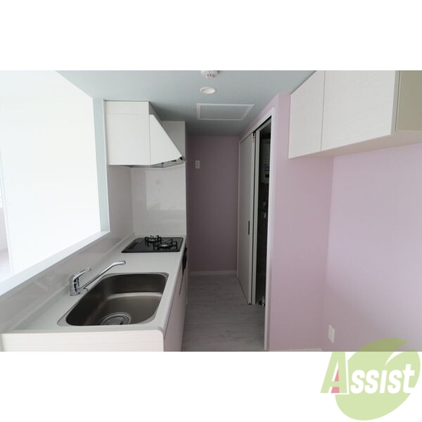 キッチン　人気のシステムキッチンです。料理も楽しみですね。