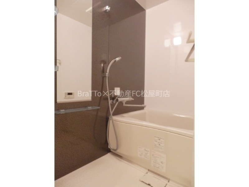 バス・シャワールーム　バス