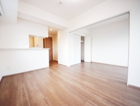 居室・リビング　☆明るい居間☆