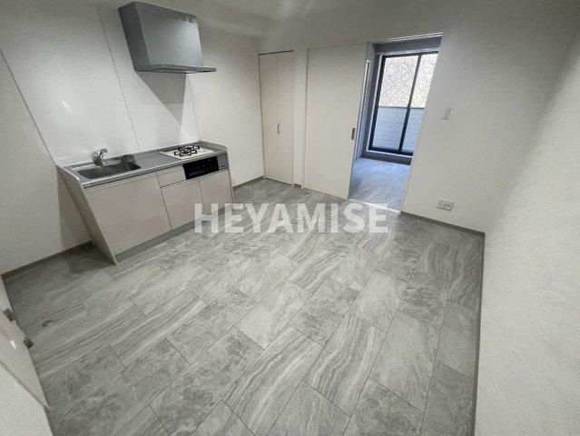 居室・リビング　※室内画像は別号室のもの