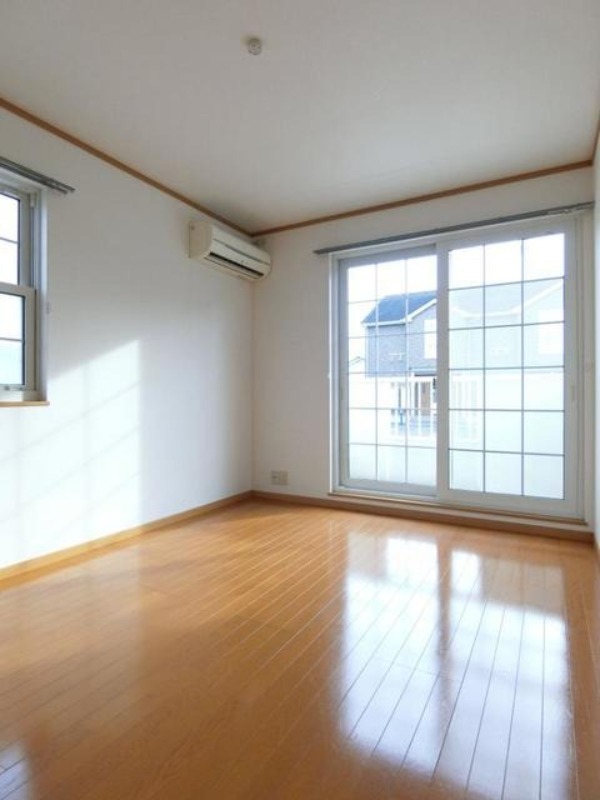 居室・リビング　図面と現状に相違がある場合には現状を優先