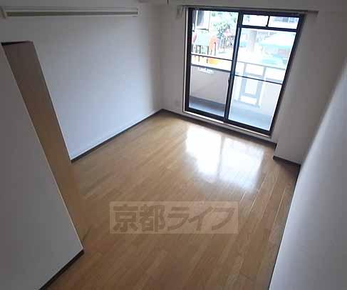 居室・リビング　インターネット無料です