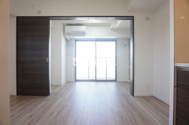 居室・リビング　開放感のある室内♪