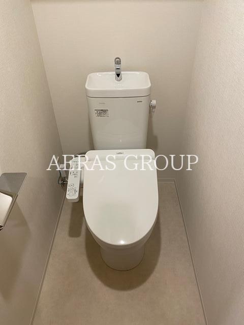 トイレ　同タイプ参考写真