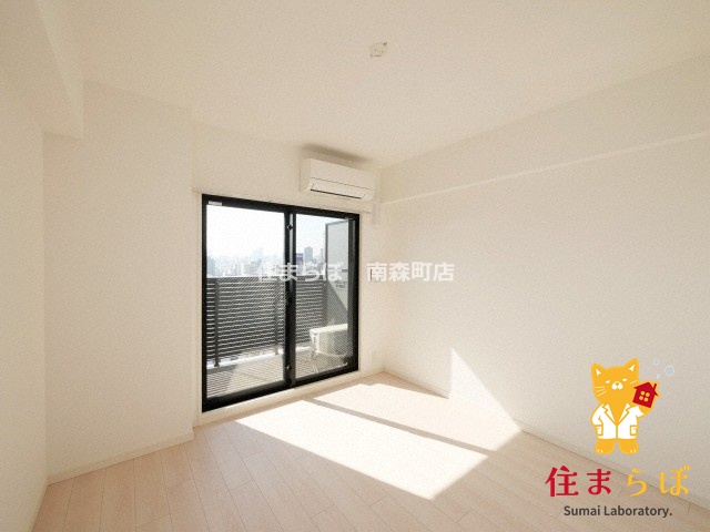 居室・リビング　「“合う暮らし”を、LINEで一緒に描こう。」