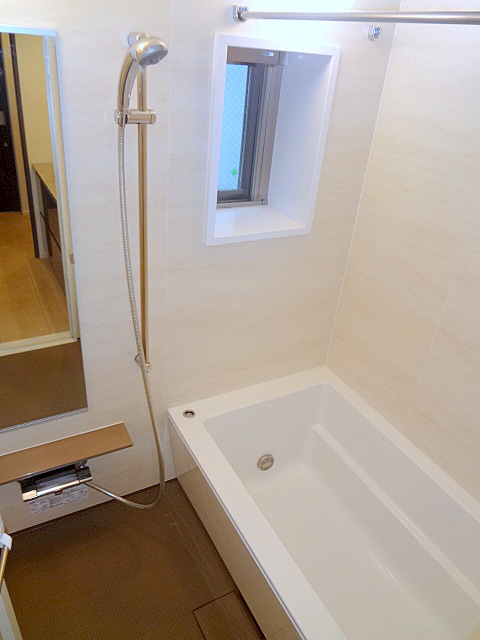 バス・シャワールーム　参考写真