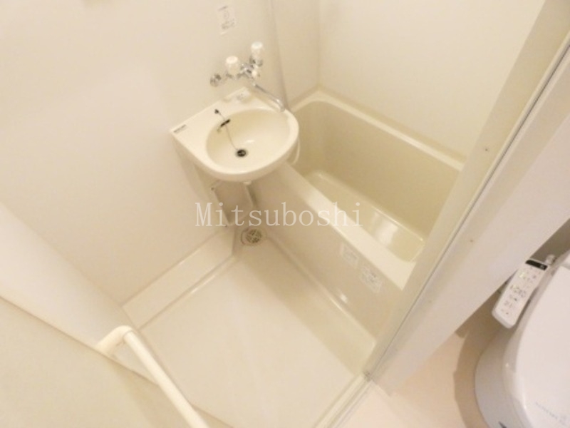 バス・シャワールーム　※別室参考写真