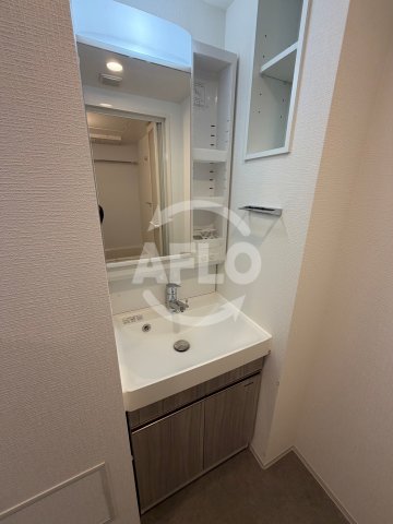 洗面設備　Metrosa谷町六丁目North　独立洗面台