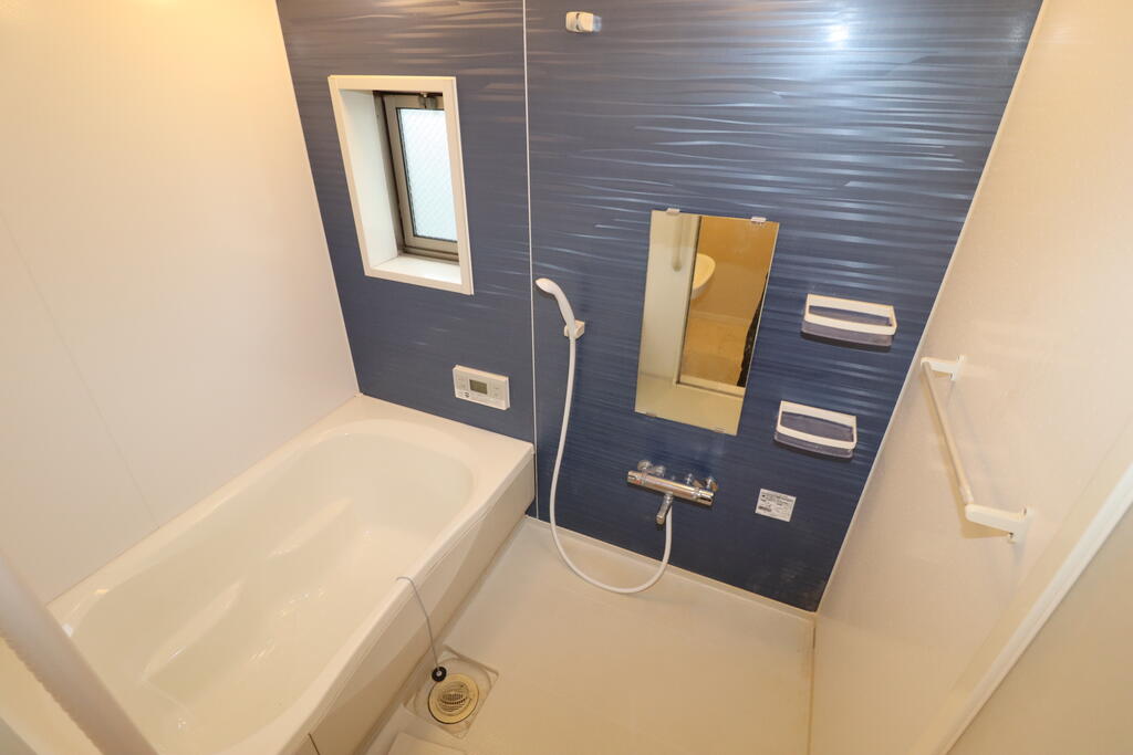 バス・シャワールーム　浴室：別号室の写真