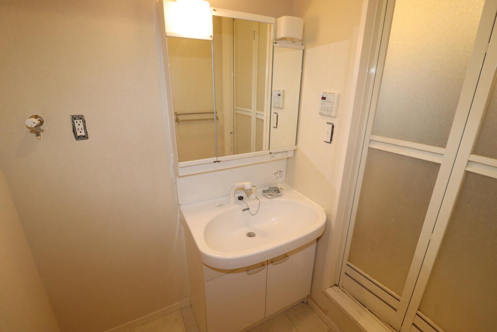 洗面設備　洗面台：別号室の写真