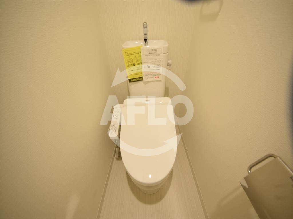 トイレ　ウルバーノ　イリス　トイレ