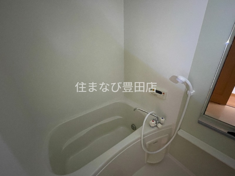 バス・シャワールーム　同型別部屋写真