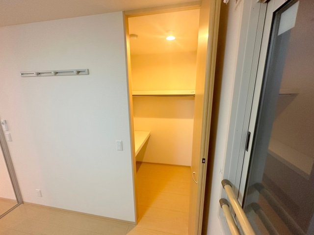 収納　荷物が多い方にはウォークインクローゼット