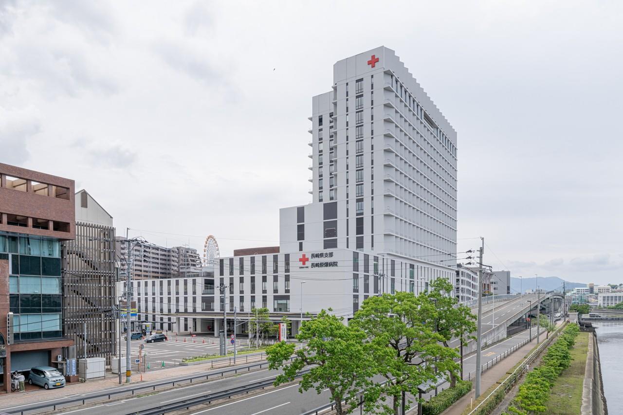 病院　日本赤十字社長崎原爆病院（病院）まで393m