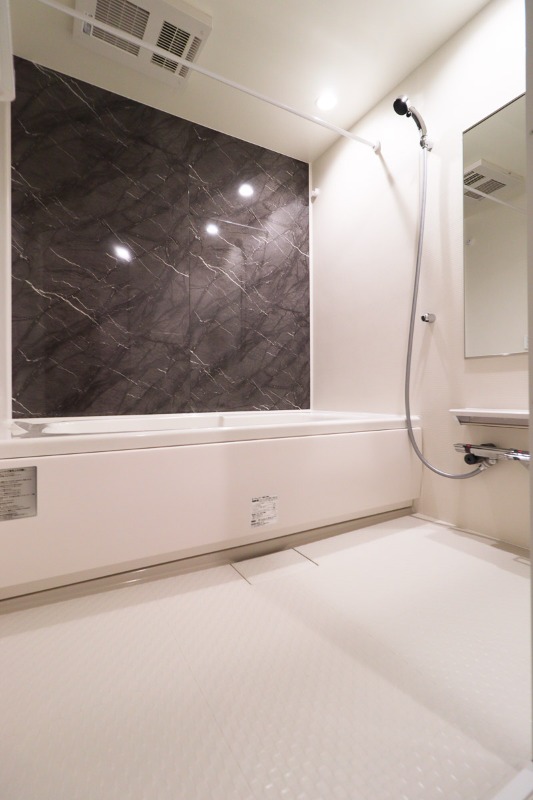 バス・シャワールーム　図面と現状に相違がある場合には現状を優先