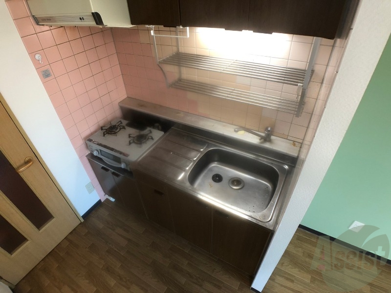 キッチン　キッチンはスペースも広々していて使いやすそうですよ！