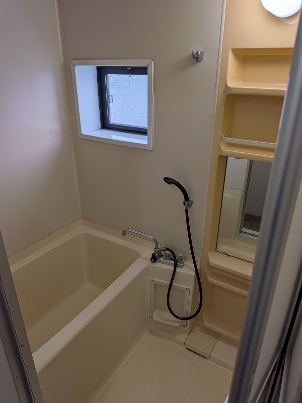 バス・シャワールーム　窓を開けておけば換気もOK~☆♪