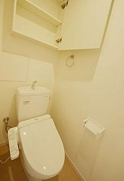 トイレ　コンパクトで使いやすいトイレです