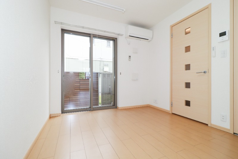 居室・リビング　図面と現状に相違がある場合には現状を優先