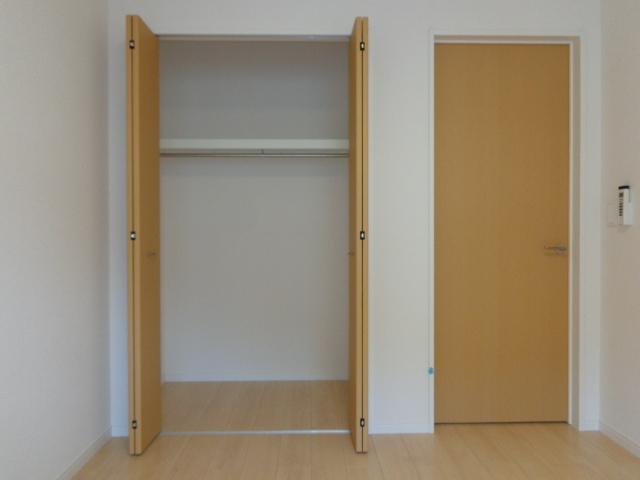 玄関　北洋室収納（イメージ）