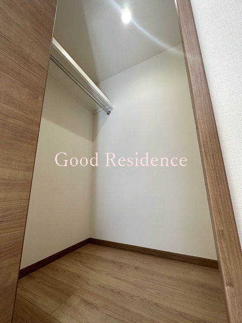 収納　夜景の綺麗な【丘の見える公園】まで徒歩15分♪オススメ物件！