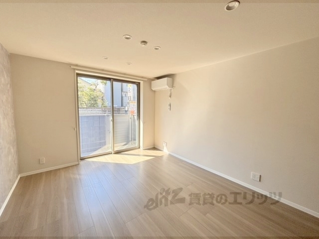 居室・リビング　洋室