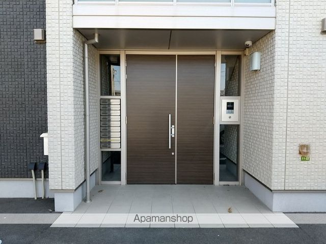 エントランス　エントランス